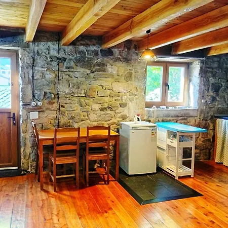 Casa La Farrapona De Babia בית נופש Torrestío